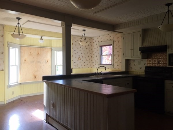 136 Maple Avenue Rutland, MA 01543 - Photo 3 of 22