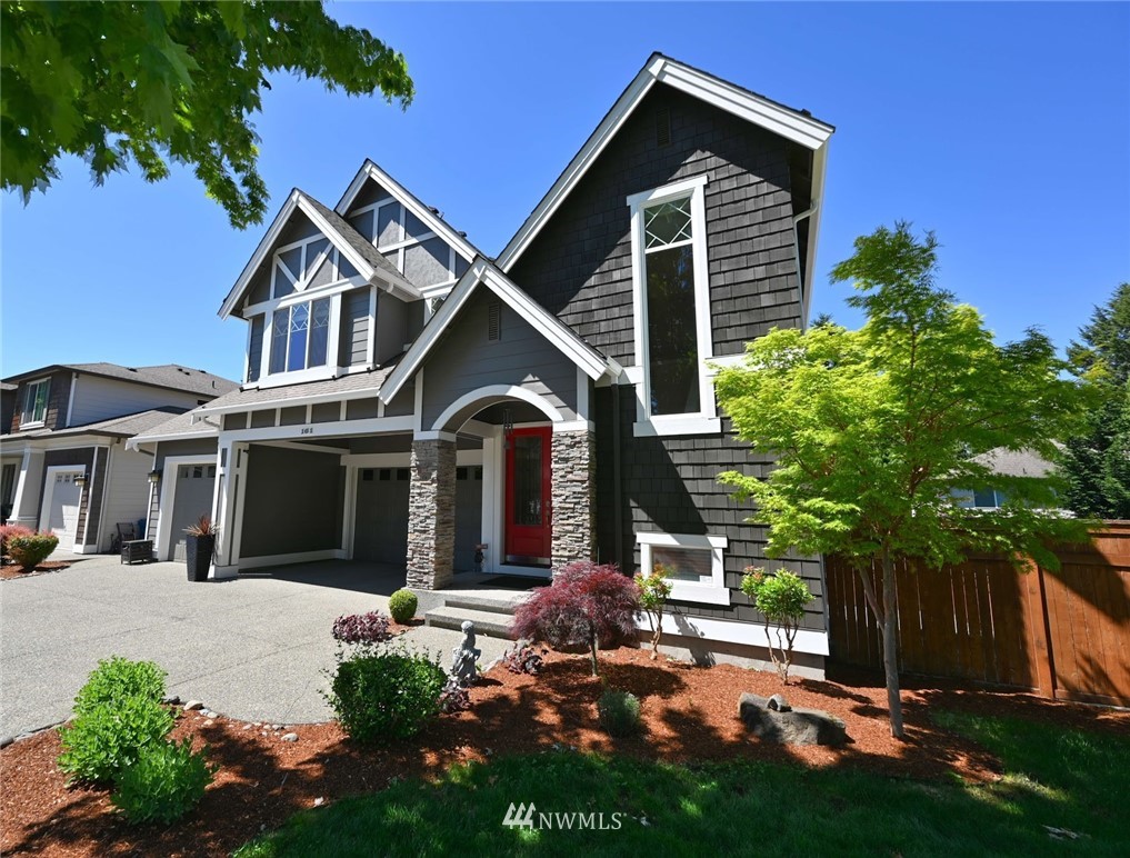 161 Hoquiam Place Northeast Renton, WA 98059 - Photo 2 of 39