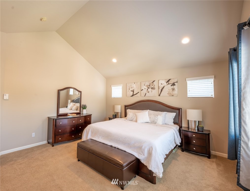 161 Hoquiam Place Northeast Renton, WA 98059 - Photo 16 of 39
