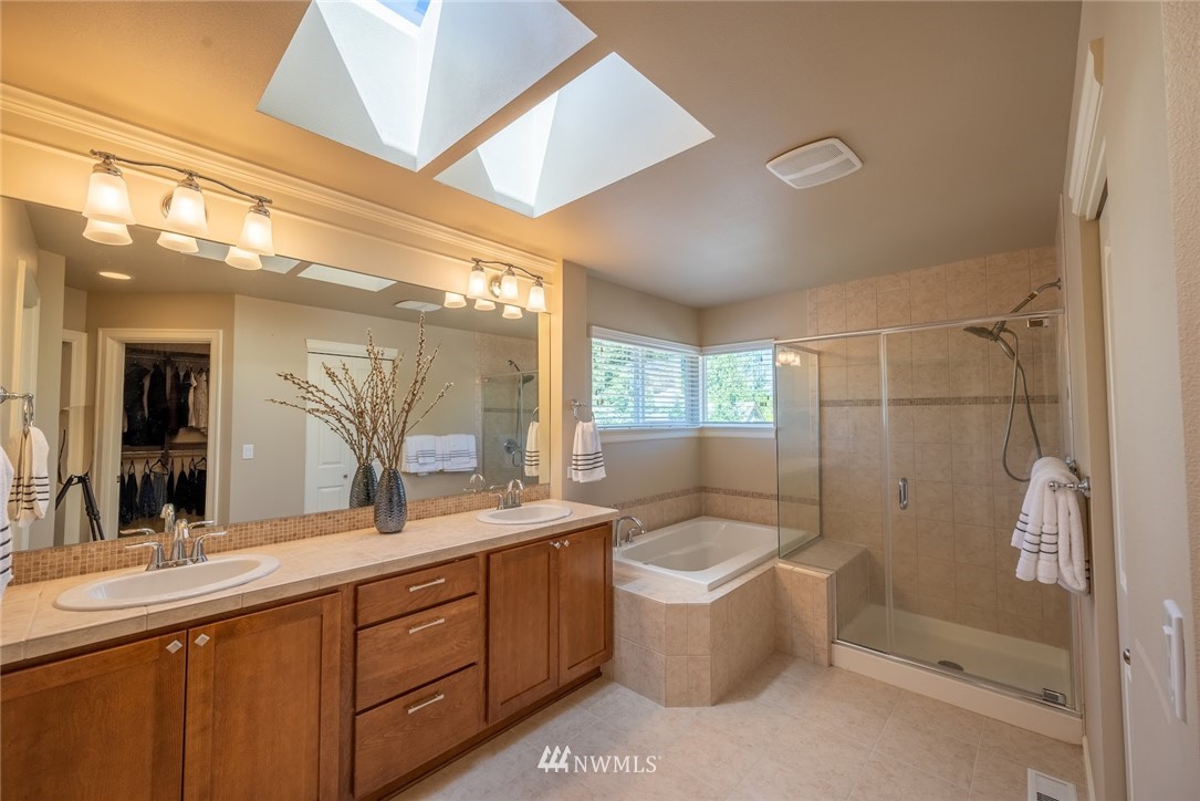 161 Hoquiam Place Northeast Renton, WA 98059 - Photo 17 of 39