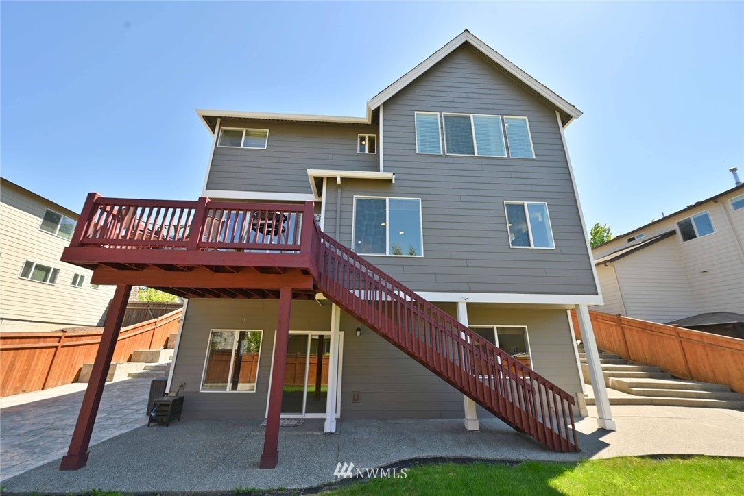 161 Hoquiam Place Northeast Renton, WA 98059 - Photo 35 of 39