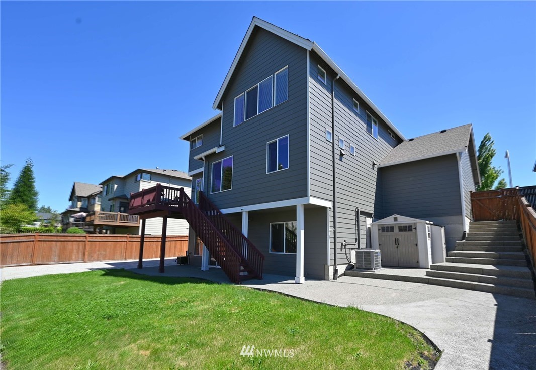 161 Hoquiam Place Northeast Renton, WA 98059 - Photo 36 of 39