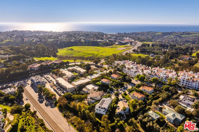 $3,550,000 | 28935 West Beach Lane, Malibu, CA 90265