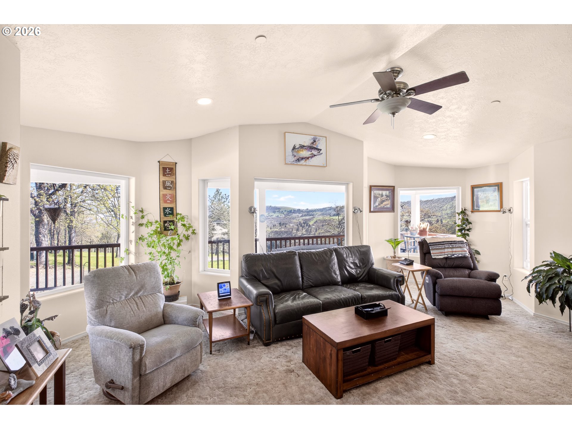 4377 Browns Creek Road The Dalles, OR 97058 - Photo 3 of 38 a living room with furniture and a large window