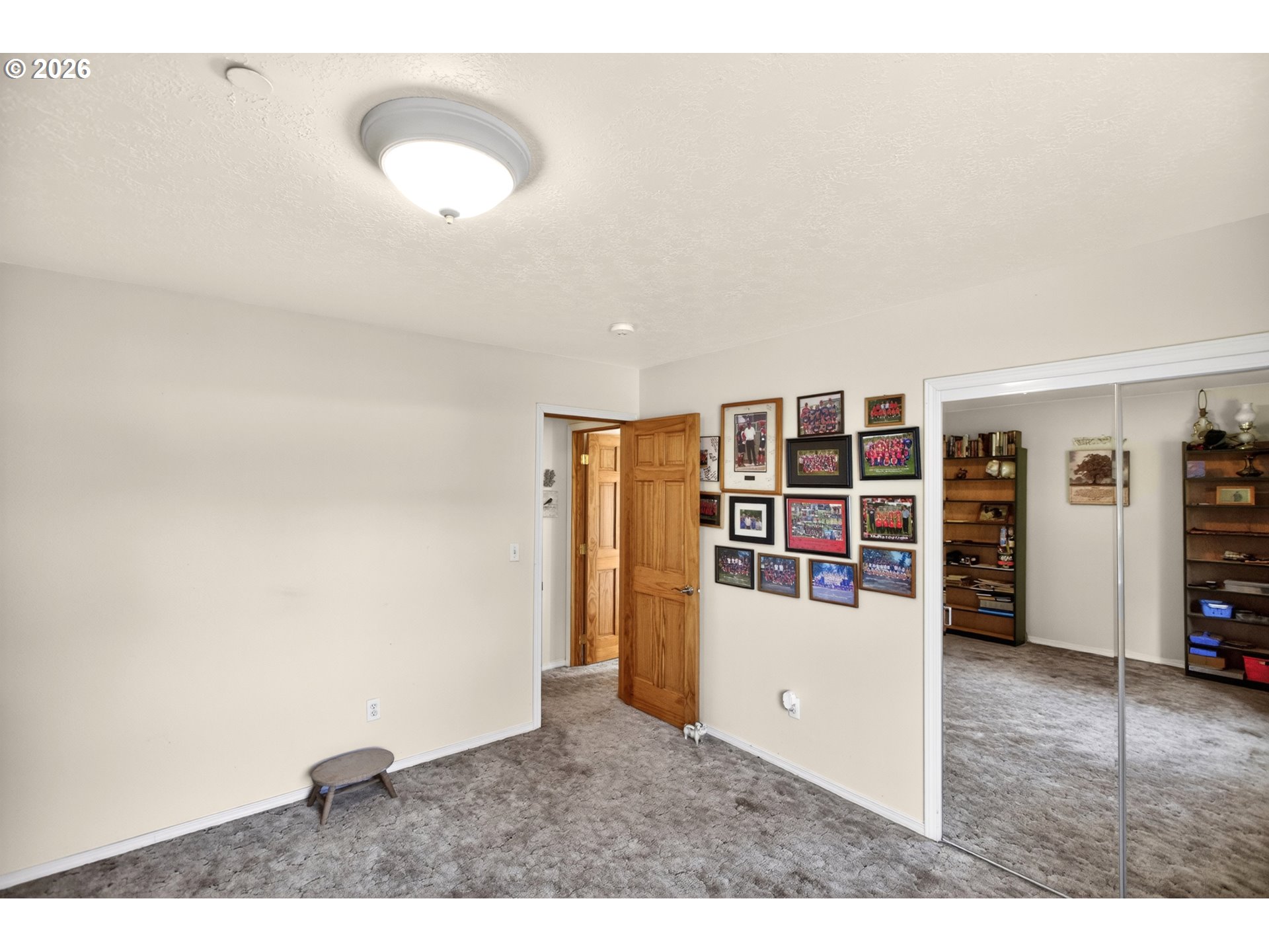 4377 Browns Creek Road The Dalles, OR 97058 - Photo 35 of 38 a living room with furniture and wooden floor