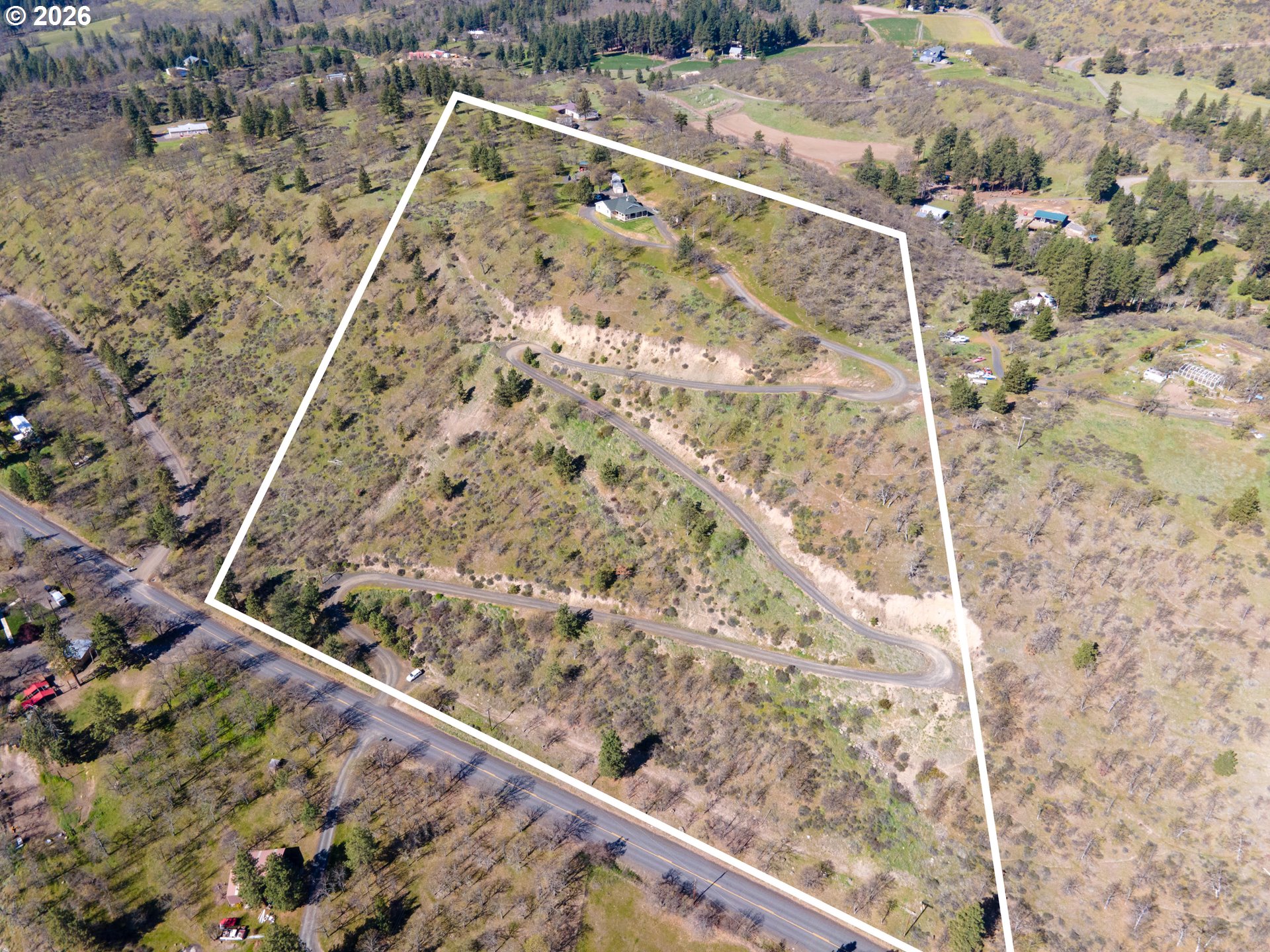 4377 Browns Creek Road The Dalles, OR 97058 - Photo 38 of 38 a view of a backyard
