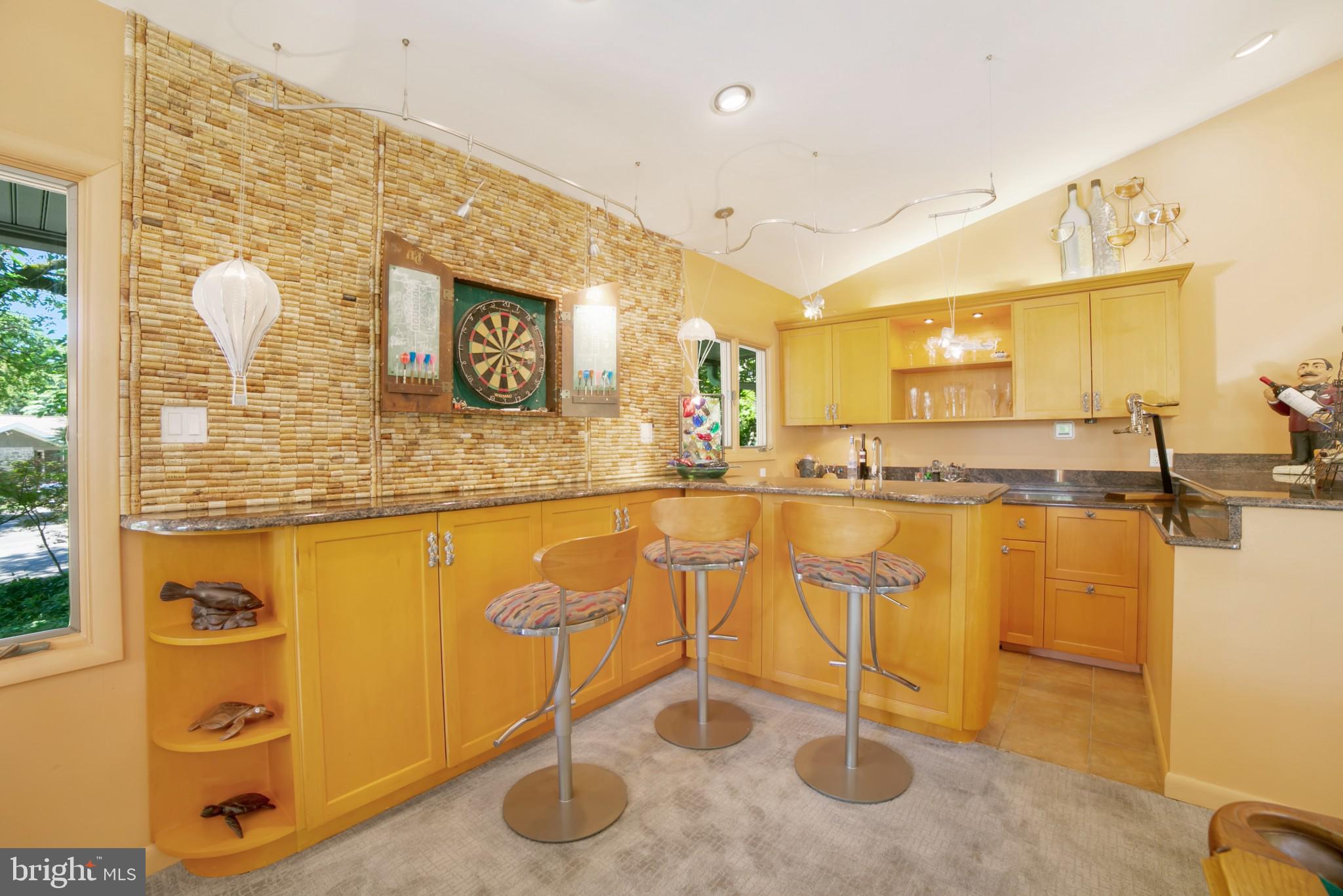 1661 Graham Road Jenkintown, PA 19046 - Photo 13 of 40 Great room Bar
