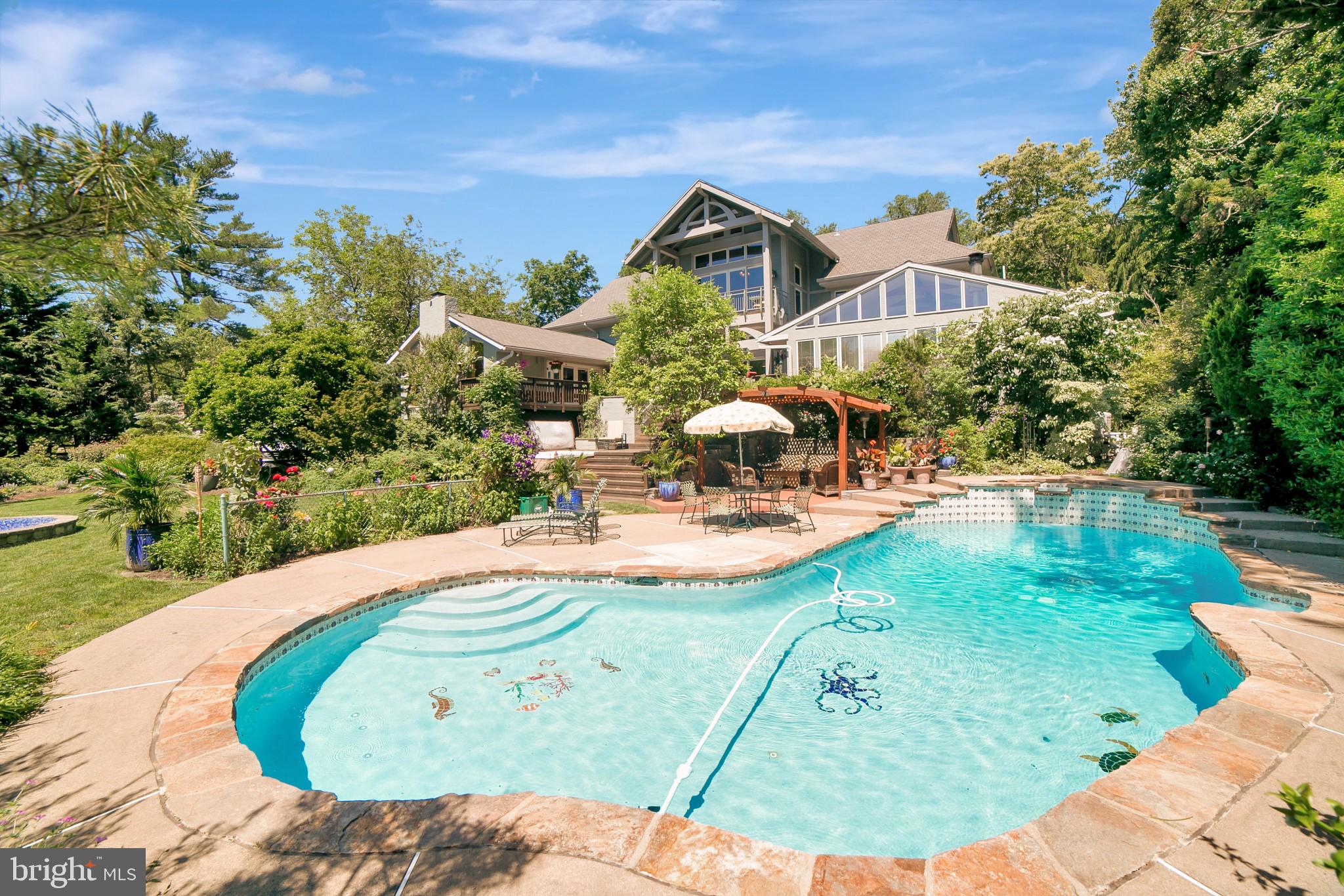 1661 Graham Road Jenkintown, PA 19046 - Photo 33 of 40 Built in pool