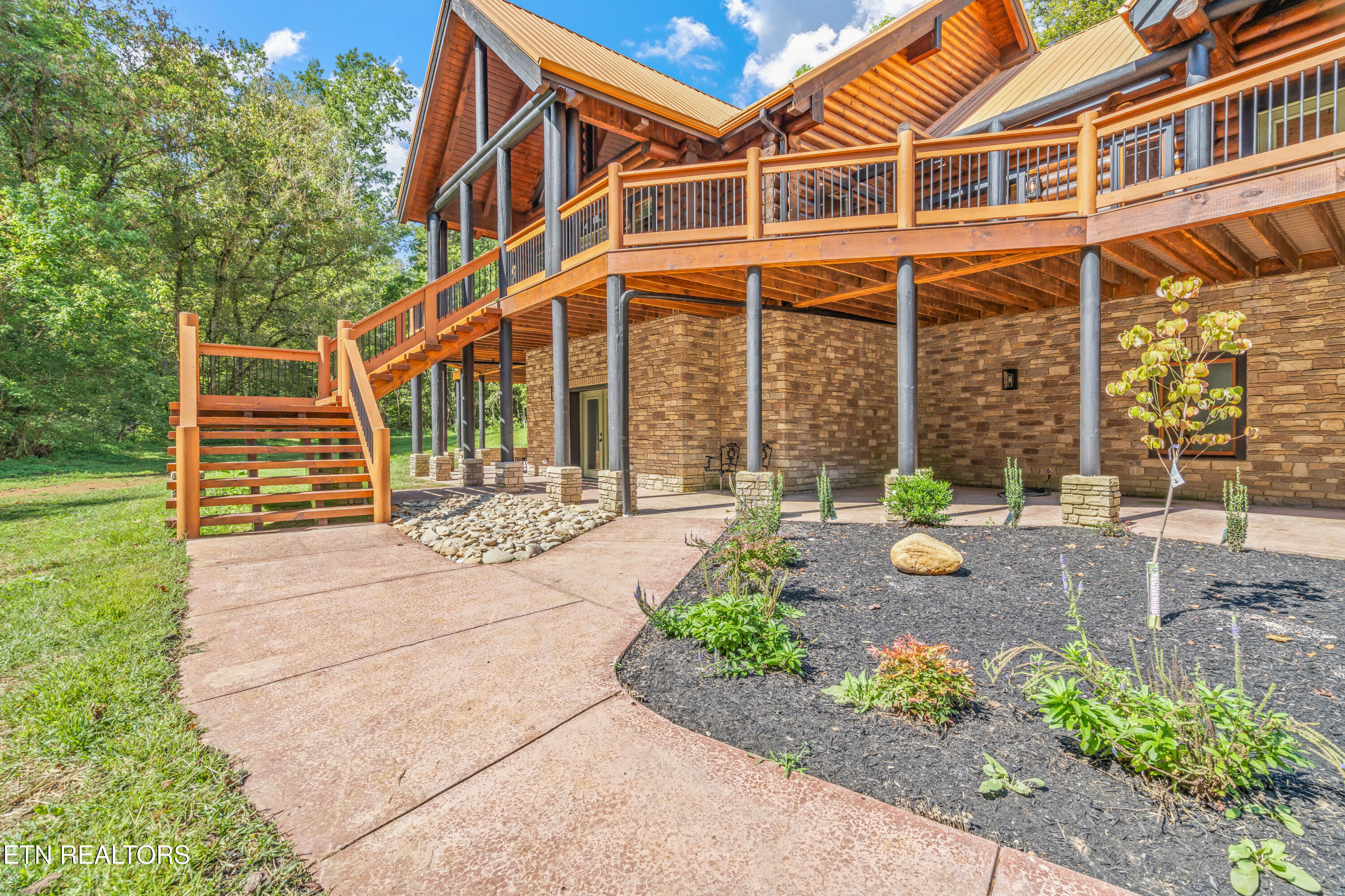 1035 Porterfield Gap Road Seymour, TN 37865 - Photo 51 of 57 Close up of Decking, Sidewalk, and the s