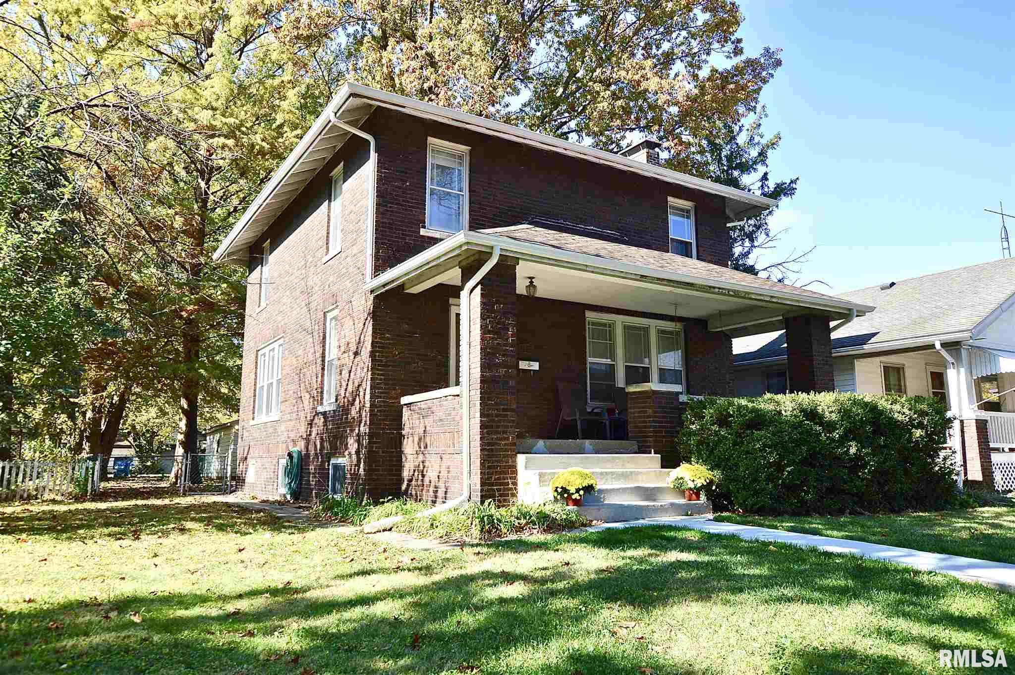 2523 Yale Boulevard Springfield, IL 62703 - Photo 2 of 34