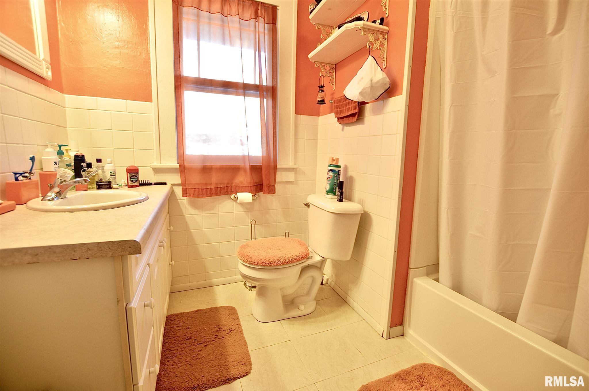 2523 Yale Boulevard Springfield, IL 62703 - Photo 27 of 34
