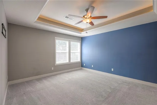 $600,000 | 1305 Northeast Goshen Drive, Lee's Summit, MO 64064