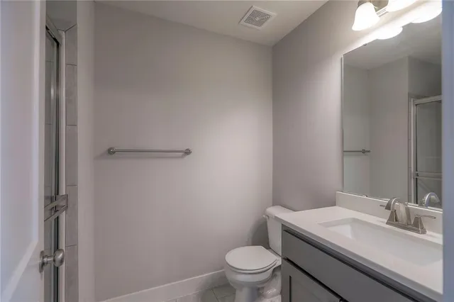 $600,000 | 1305 Northeast Goshen Drive, Lee's Summit, MO 64064