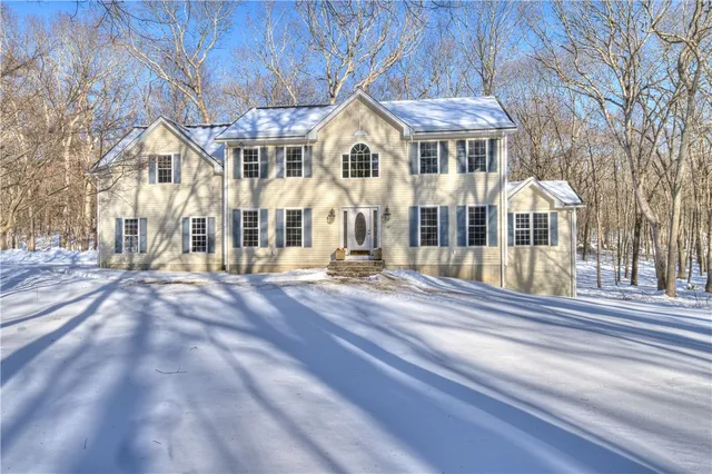 $960,000 | 45 Pardon's Wood Lane, East Greenwich, RI 02818
