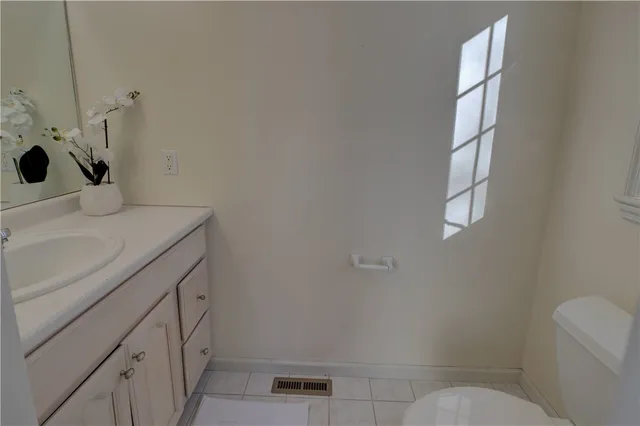 $960,000 | 45 Pardon's Wood Lane, East Greenwich, RI 02818