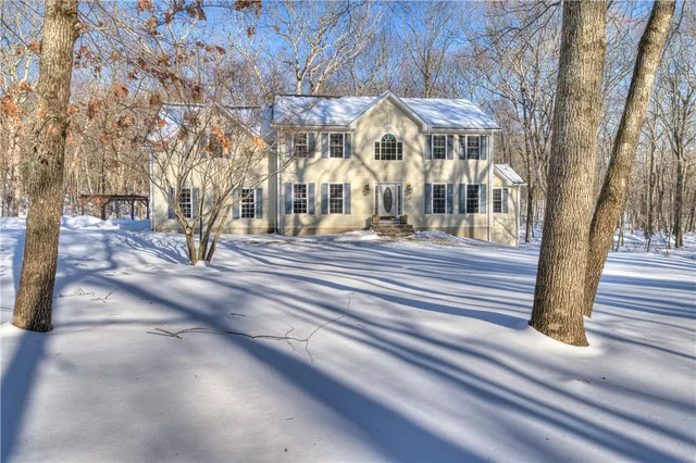 $960,000 | 45 Pardon's Wood Lane, East Greenwich, RI 02818