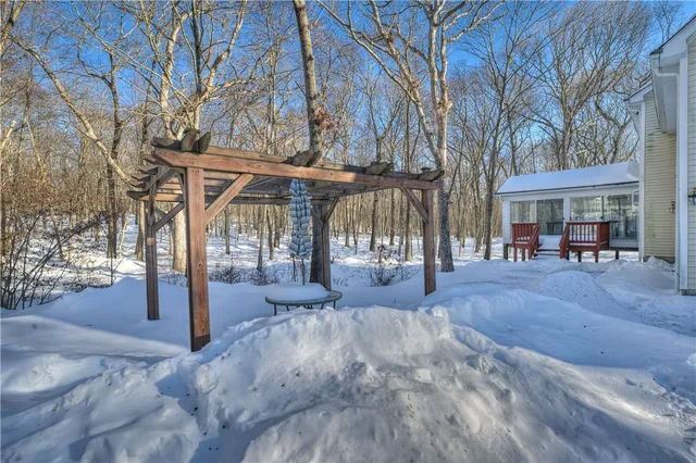 $960,000 | 45 Pardon's Wood Lane, East Greenwich, RI 02818