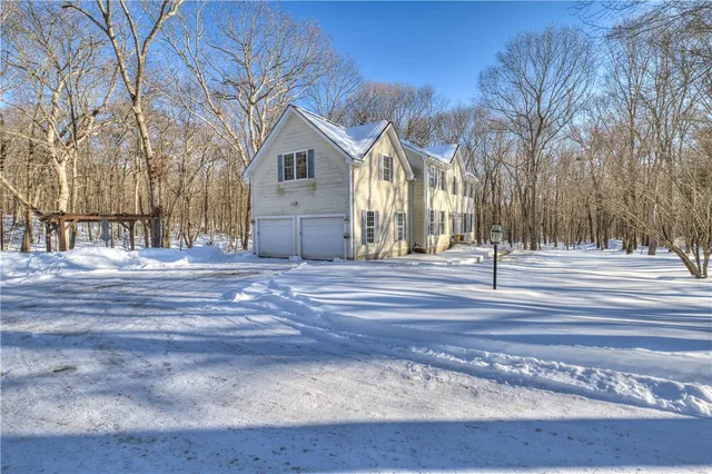 $960,000 | 45 Pardon's Wood Lane, East Greenwich, RI 02818