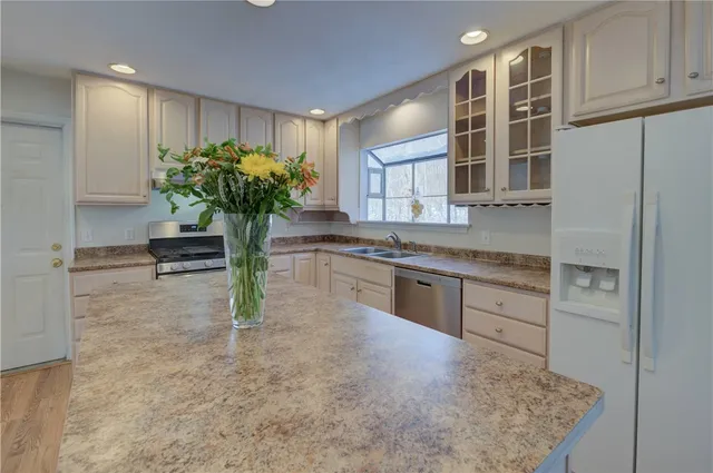 $960,000 | 45 Pardon's Wood Lane, East Greenwich, RI 02818