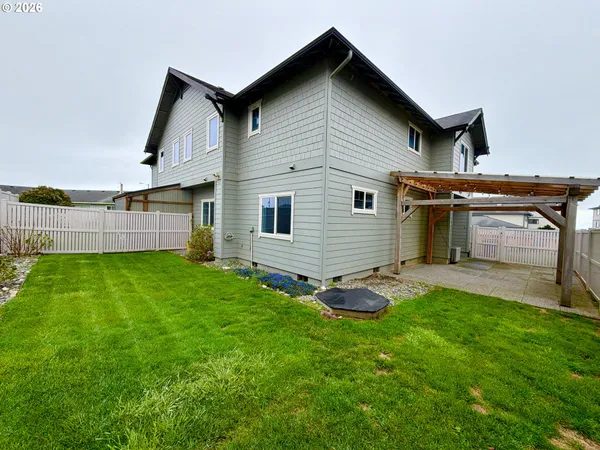 $469,000 | 1251 Moore Street, Unit A, Brookings, OR 97415