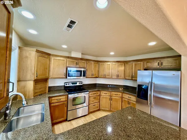 $469,000 | 1251 Moore Street, Unit A, Brookings, OR 97415