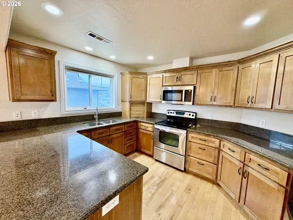 $469,000 | 1251 Moore Street, Unit A, Brookings, OR 97415