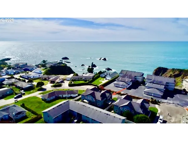 $469,000 | 1251 Moore Street, Unit A, Brookings, OR 97415