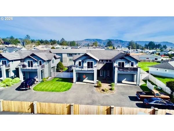 $469,000 | 1251 Moore Street, Unit A, Brookings, OR 97415