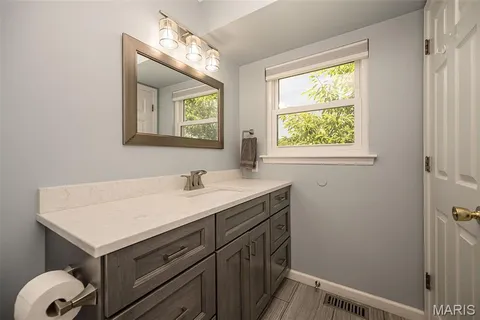 $375,000 | 1167 Winter Park Drive, Fenton, MO 63026