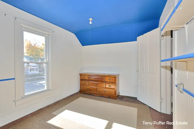 $179,900 | 216 Jefferson Street, Hart, MI 49420