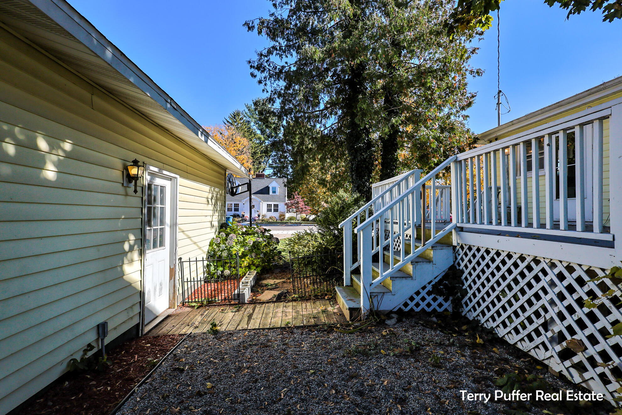 216 Jefferson Street Hart, MI 49420 - Photo 22 of 27 00000228