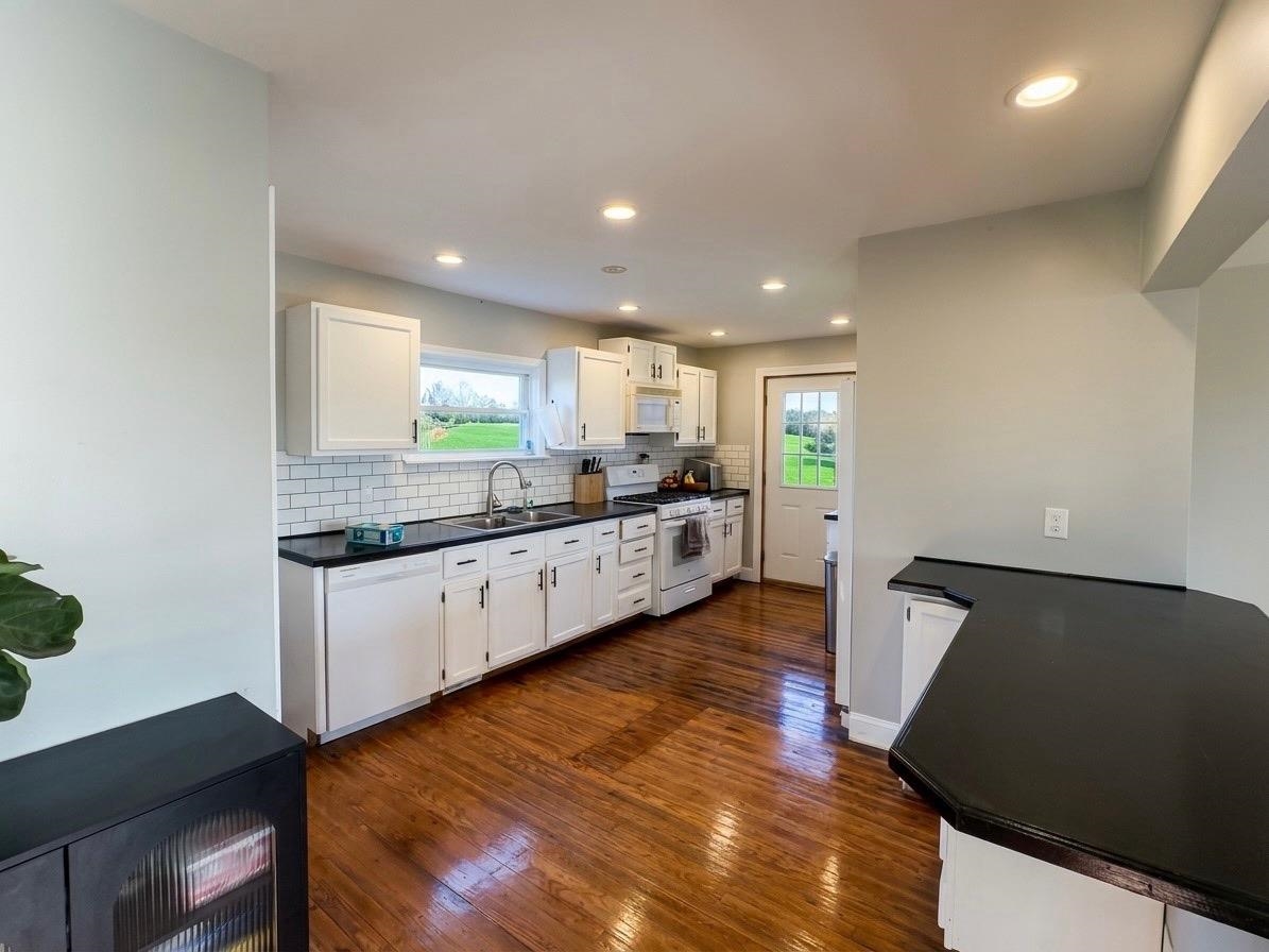 9148 State Road Millington, MI 48746 - Photo 2 of 22