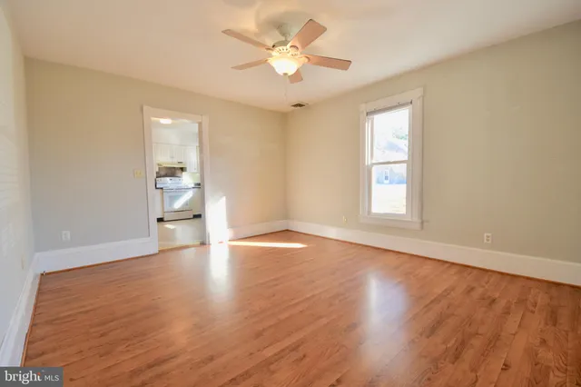 $285,000 | 207 Water Street, Sharptown, MD 21861