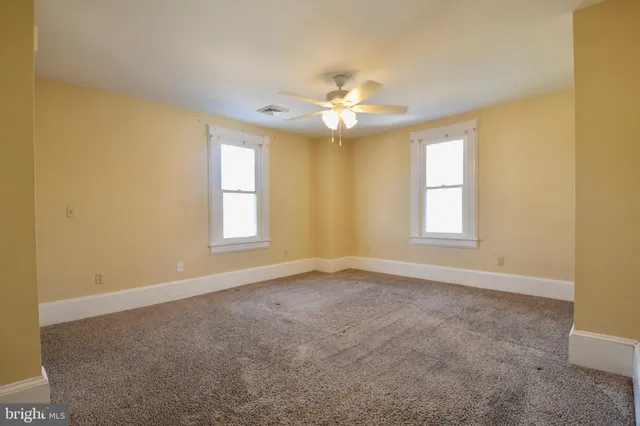 $285,000 | 207 Water Street, Sharptown, MD 21861