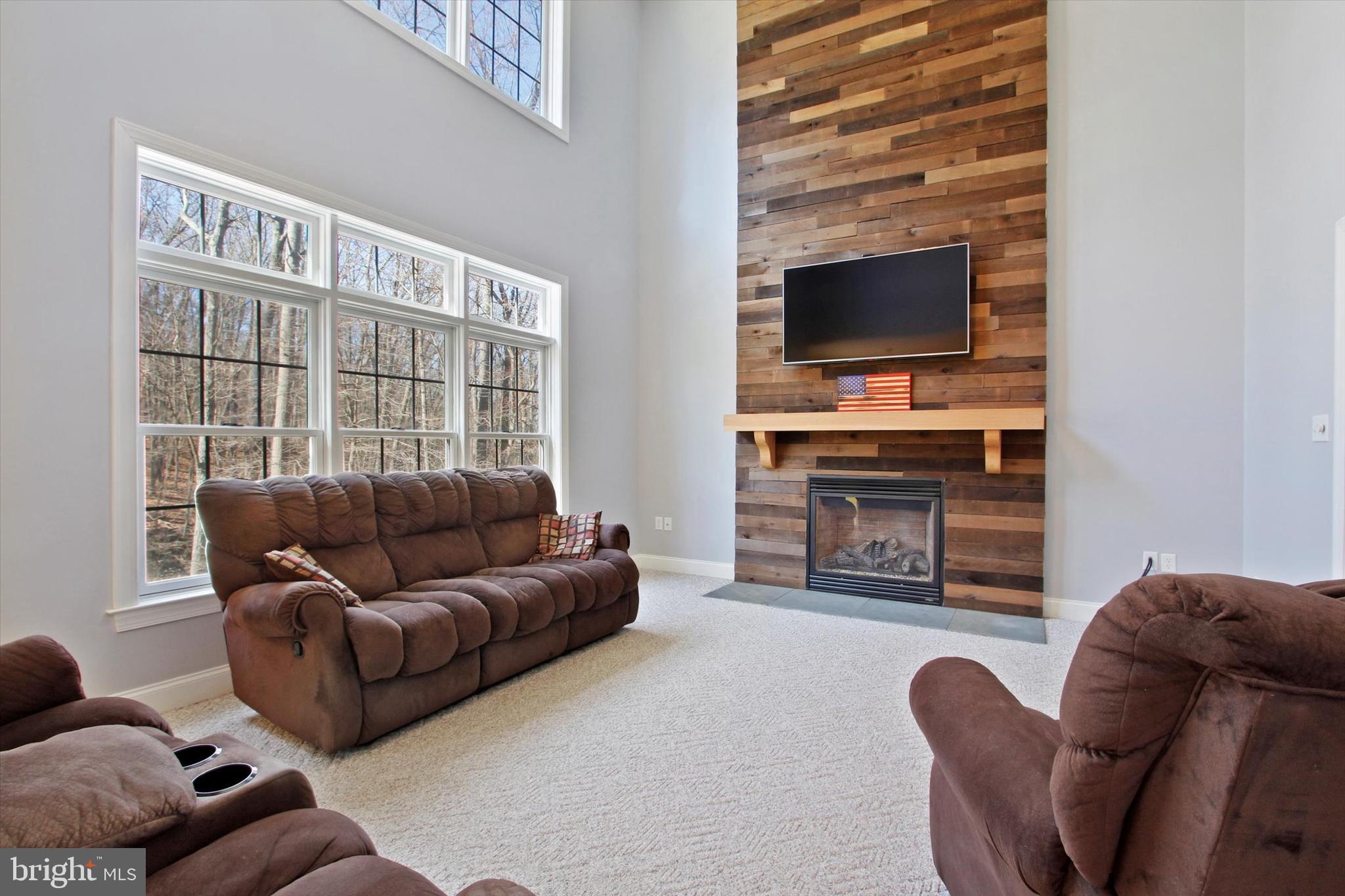 1133 Kuhn Road Boiling Springs, PA 17007 - Photo 17 of 58 Family Room