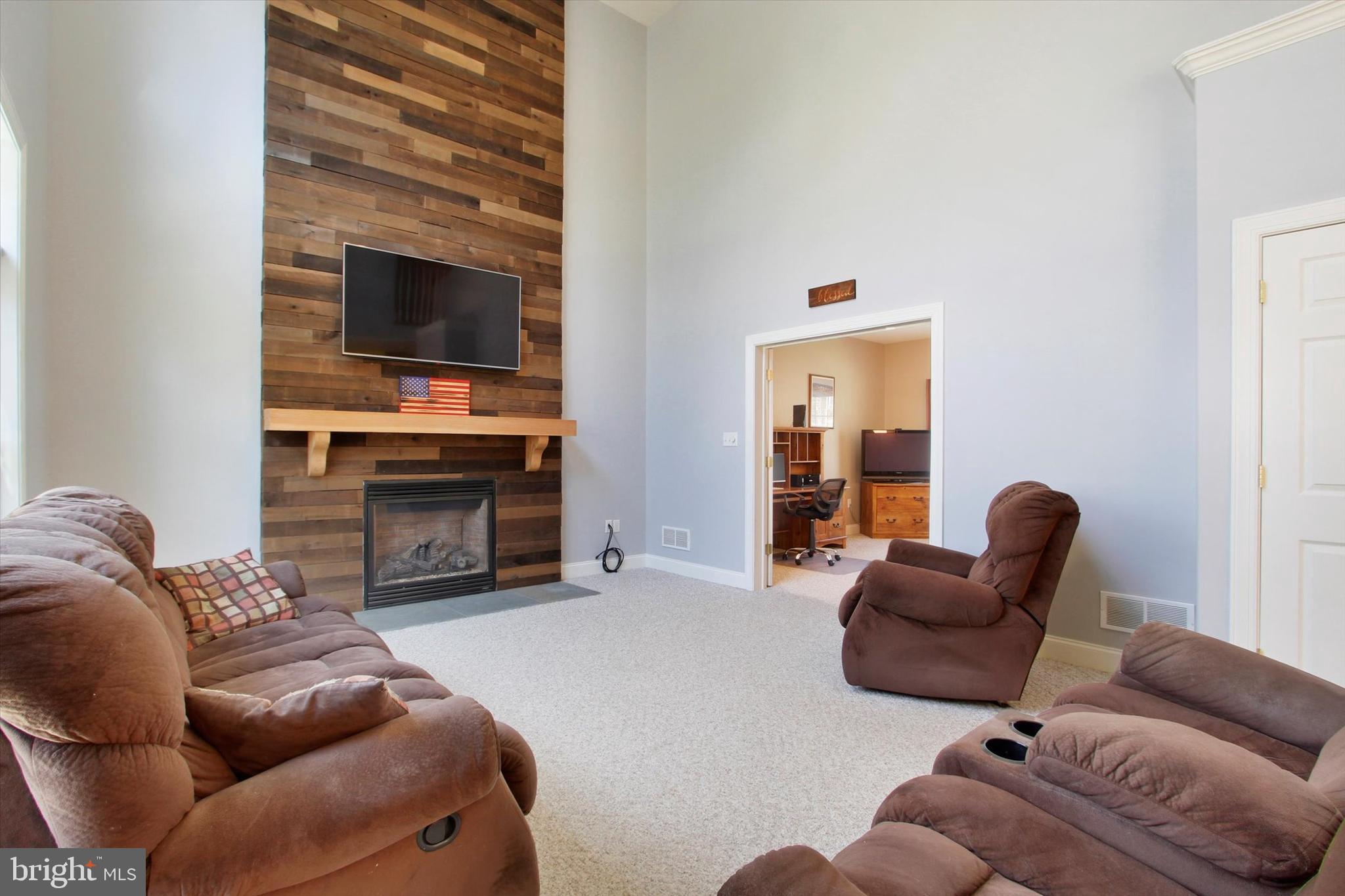 1133 Kuhn Road Boiling Springs, PA 17007 - Photo 18 of 58 Family Room