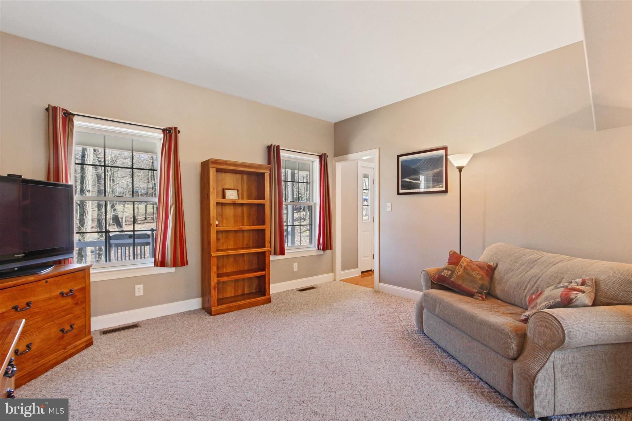 1133 Kuhn Road Boiling Springs, PA 17007 - Photo 26 of 58 Living Room