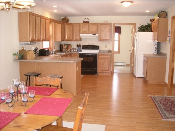742 St Johnsbury Road Littleton, NH 03561 - Photo 4 of 29 Gallery Image 4