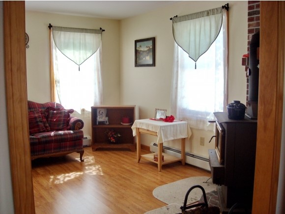 742 St Johnsbury Road Littleton, NH 03561 - Photo 9 of 29 Gallery Image 9