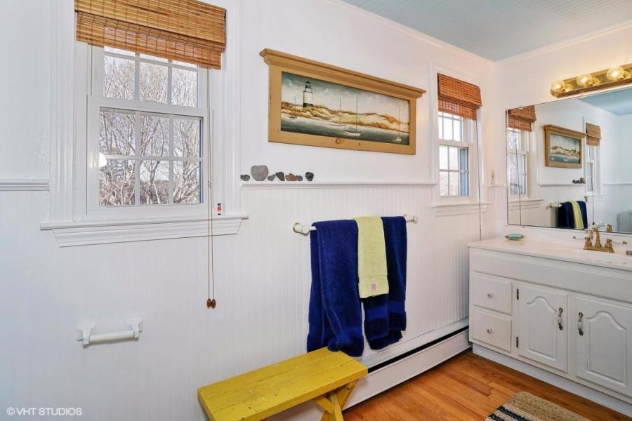 45 Ripple Cove Road Hyannis, MA 02601 - Photo 17 of 32 20170213141639608006000000-o