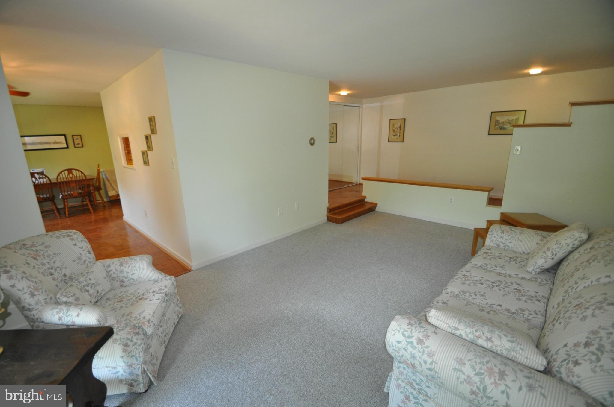 142 Georgetown Road, Unit 8 Annapolis, MD 21403 - Photo 5 of 17 Family Room