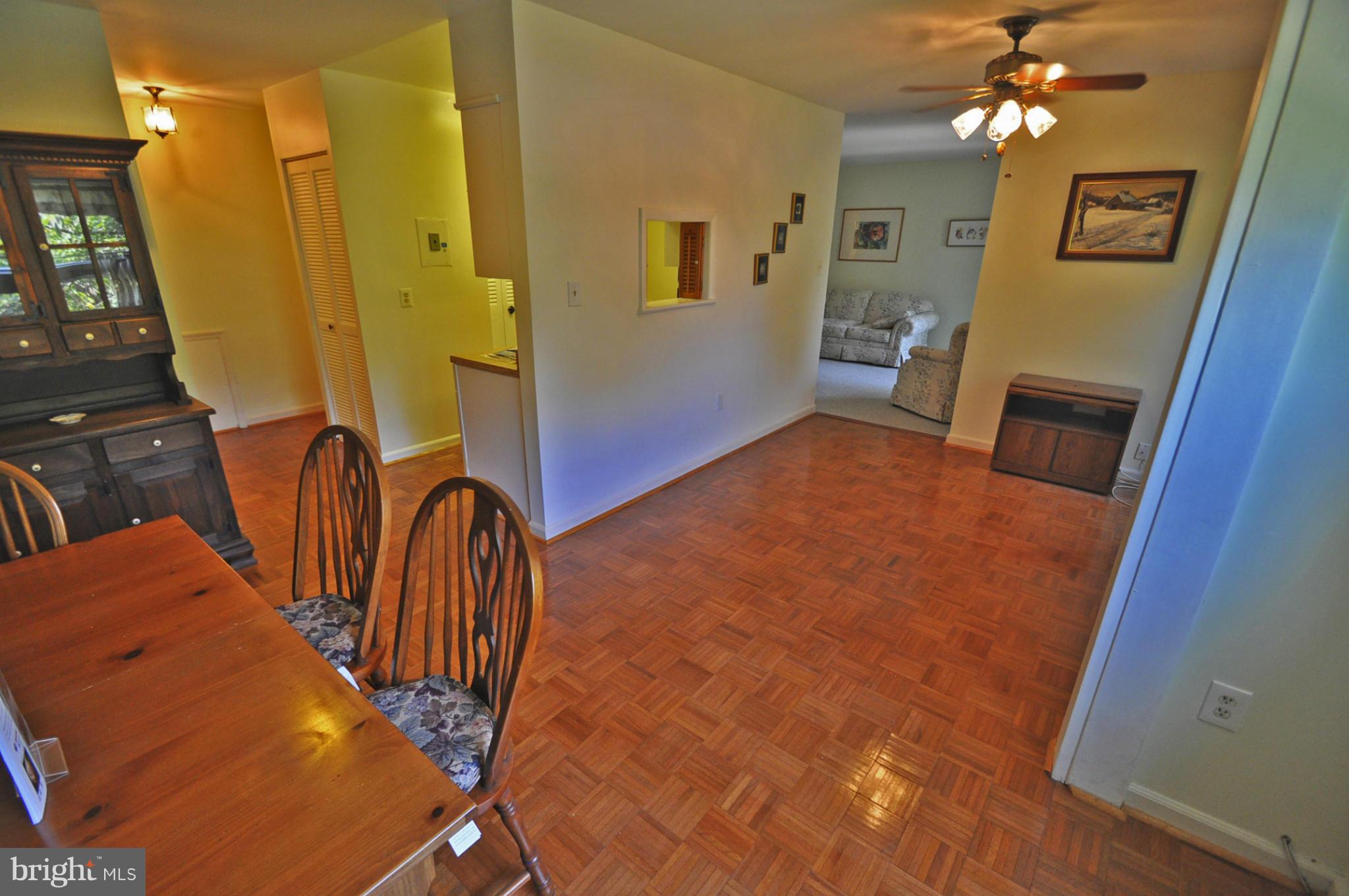 142 Georgetown Road, Unit 8 Annapolis, MD 21403 - Photo 6 of 17 Family Room