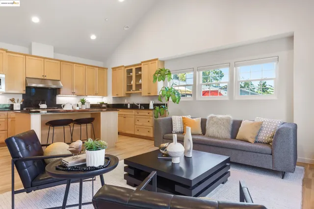 $1,200,000 | 50 Pine Hills Court, Oakland, CA 94611