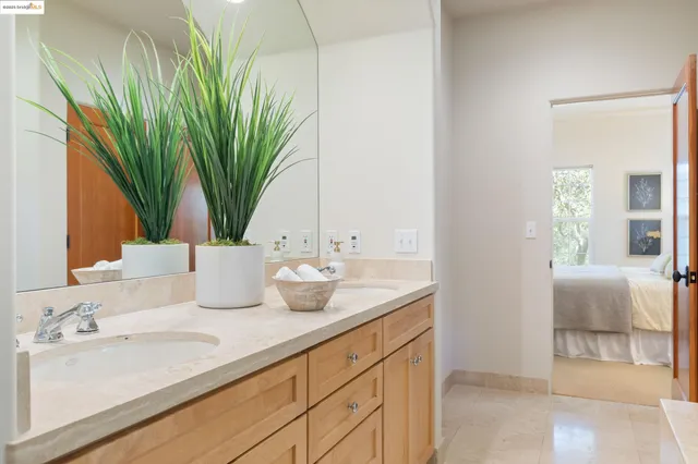 $1,200,000 | 50 Pine Hills Court, Oakland, CA 94611