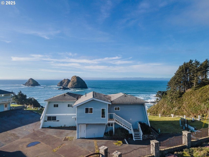 1816 Maxwell Mountain Road Oceanside, OR 97134 - Photo 8 of 18 Gallery Image 8