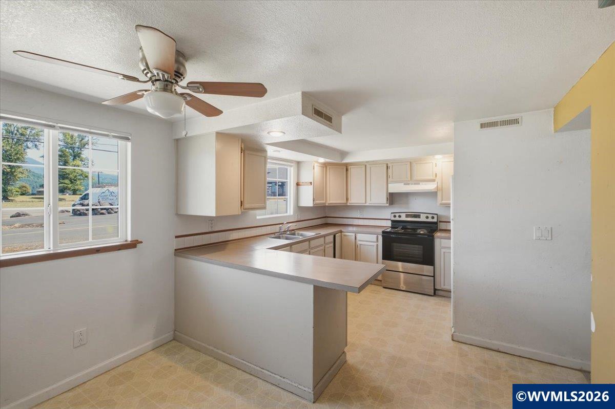 1290 Riggs Hill Road Sweet Home, OR 97345 - Photo 14 of 43