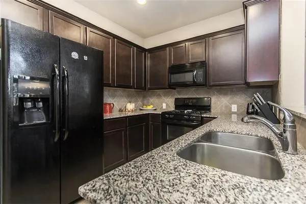 $2,450 | 867 Llano Drive, Allen, TX 75013