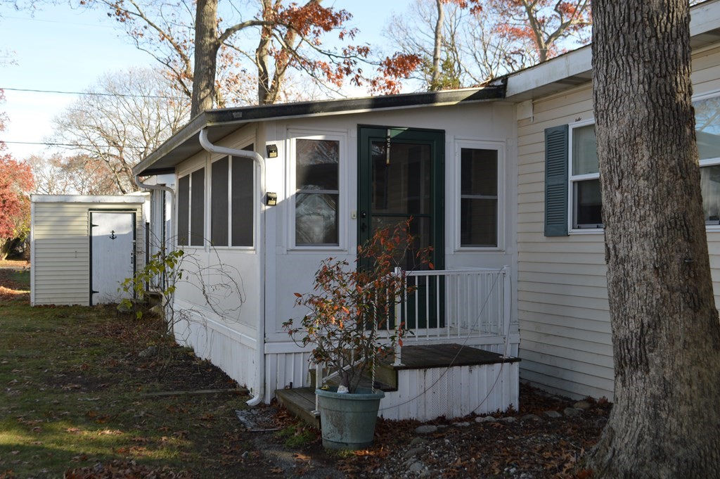 237 Lothrop Street Taunton, MA 02780 - Photo 2 of 16 Gallery Image 2