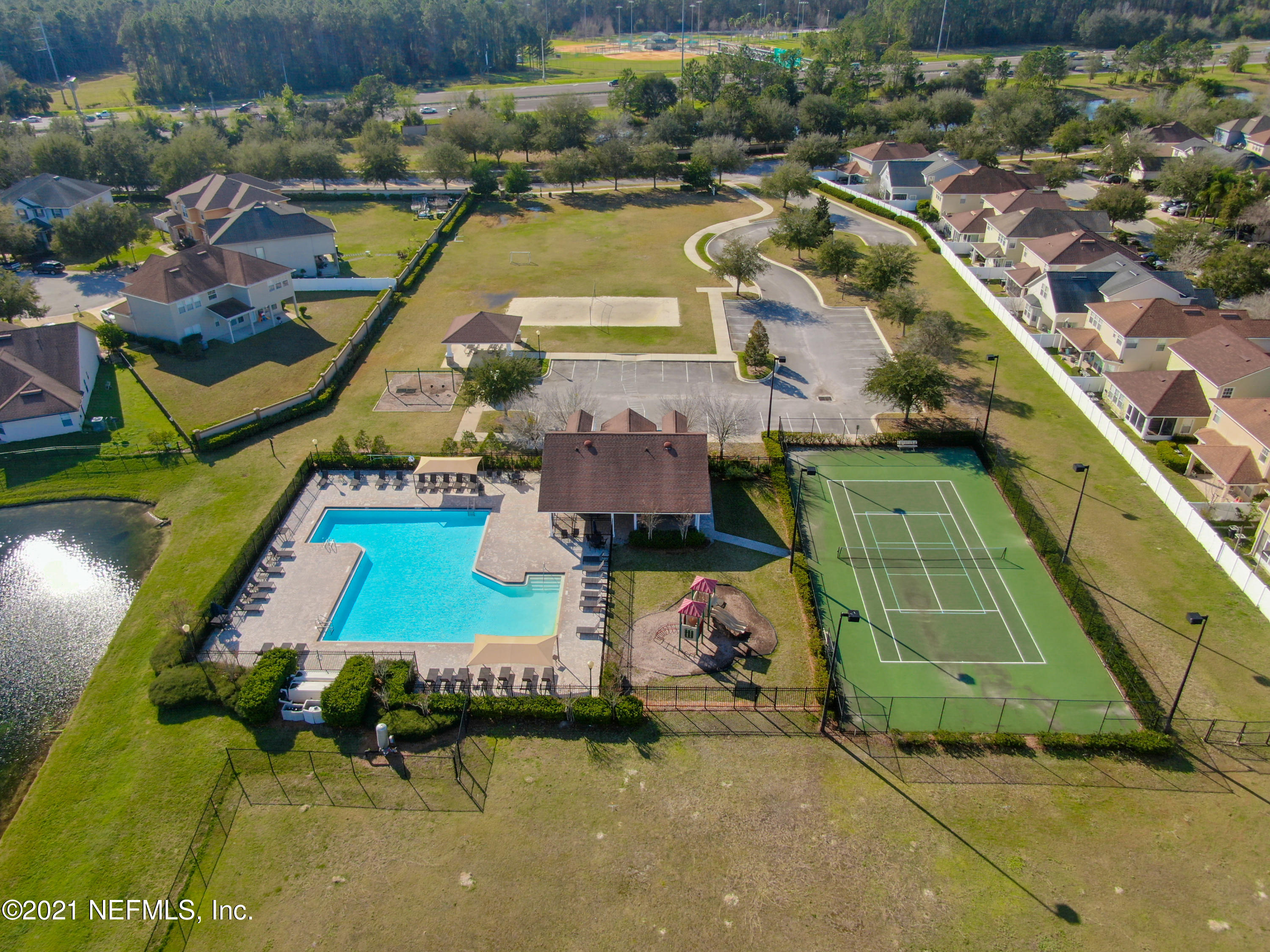 6286 Battlegate Road Jacksonville, FL 32258 - Photo 30 of 32 Amenity Complex