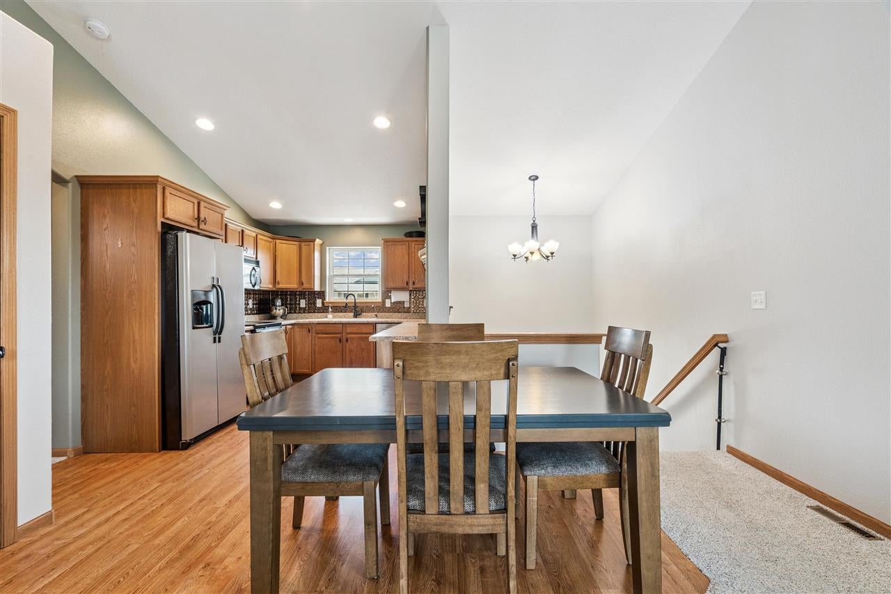 215 North Park Ridge Road North Liberty, IA 52317 - Photo 5 of 24 Gallery Image 5